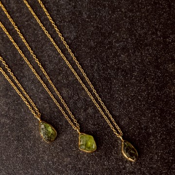 MUJA JUMA 八月誕生石 | 生日石|獅子座 |處女座 |橄欖石 | 925純銀鍍18K金 | 項鍊