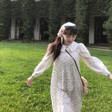 Muun Studio愛麗絲夢遊仙境🐇蕾絲碎花復古洋裝