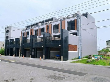 弘文重劃區全新完工電梯車庫別墅D｜台中市潭子區弘仁街