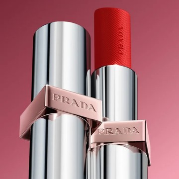 【PRADA】【專屬刻字】主打色💘原生稜光水唇膏  U021熾光紅 |PRADA淡素唇膏|訂製刻字禮|生日禮物