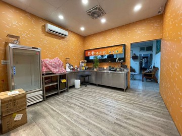 大里中興商圈超大地坪電梯收租金店面~｜台中市大里區中興路二段