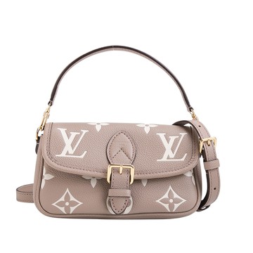 Louis Vuitton  M83300 Nano Diane 皮革翻蓋手提斜背兩用包(奶油灰)