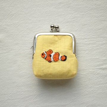 不完美打樣品出清 / 刺繡迷你口金包 / 小丑魚