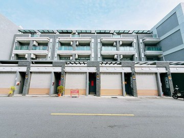 大里 中興/德芳南/雙商圈輕屋齡車庫別墅｜台中市大里區元正路