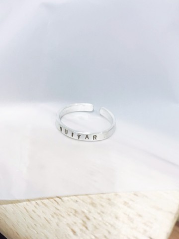 簡單系列—細版開口戒敲字款—純銀戒指