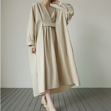 現貨+預購 連身裙長袖洋裝-韓版V領過膝長款女裙子2色74kd32【獨家進口】【米蘭精品】