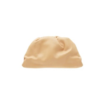BOTTEGA VENETA 磁吸式餃子包雲朵包