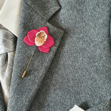 男士翻領別針皮革花蘭花，父親節送給他的禮物