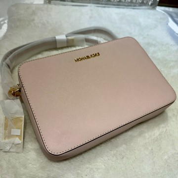【MK｜全新】現貨 MICHAEL KORS 方包 素色 防刮紋 金標 金鍊條 斜背包｜Little Bee 小蜜蜂精品