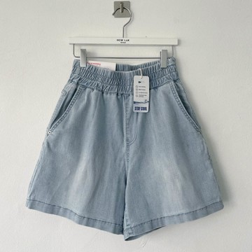 韓國女裝連線 - (涼感機能)鬆緊腰舒適丹寧短褲-淺藍