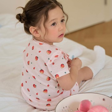 韓國 Cordi-i - 透氣網眼洞洞短袖家居服/睡衣-鮮甜草莓-淡粉