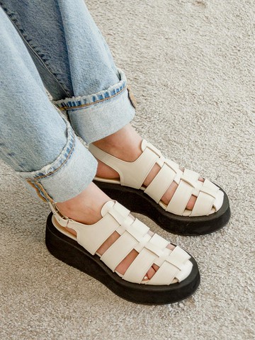 Fisherman Platform Sandals beige