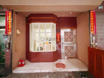 夢時代│屋況好騎樓停車│超大空間質感透天｜高雄市前鎮區翠和街