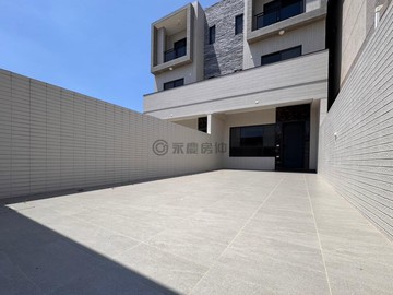 精選|佳里預見幸福|大地坪全新雙車別墅A2｜台南市佳里區番子寮