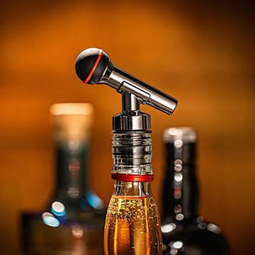 WINKEE-麥克風造型酒塞倒酒器 搖滾精神的極致展現