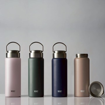 WOKY 提手輕芯鈦瓷易潔層保溫瓶500ML-4色可選 夜幕綠