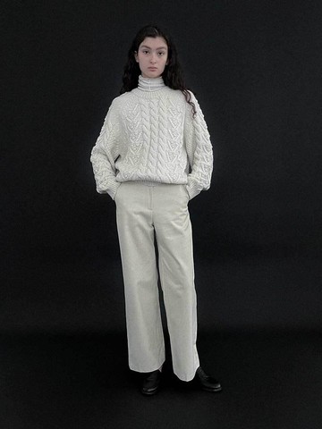 Fleece Lined Straight Cut Relaxed Fit Pants [Beige]