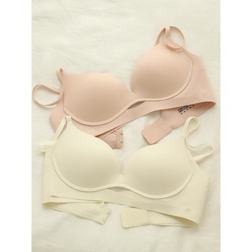 光面無痕內衣女小胸微聚無鋼圈防下垂薄款側收舒適透氣胸罩