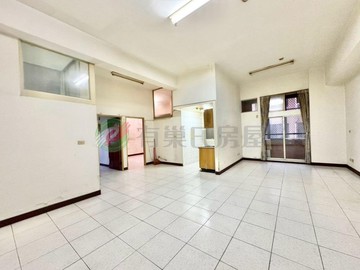 ⚠️獨家⚠️南區工學美村商圈｜廣三大時代三房平車｜台中市南區工學二街