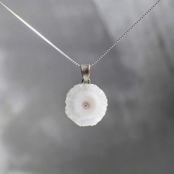 一圖一物│#430 天然瑪瑙切片水晶項鍊 安定心靈 開運招人緣 客製