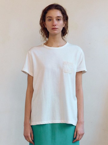 Lace Pocket T-shirt [Ivory]