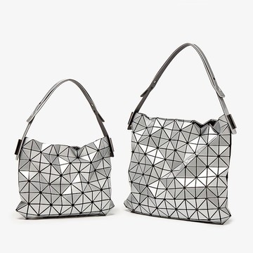 台灣公司貨 免運 日本潮牌新款女包幾何菱格單肩手提包大容量時尚輕便腋下法棍包 快速發貨