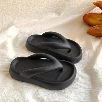 網紅人字拖鞋女2026夏新款百搭涼鞋可外穿防滑厚底踩屎感沙灘涼拖