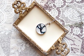 樹脂藝術 圓形墜飾・機械神降臨的葬禮