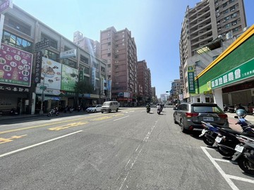 建工商圈│大面寬│臨25米路黃金稀有店面｜高雄市三民區建工路