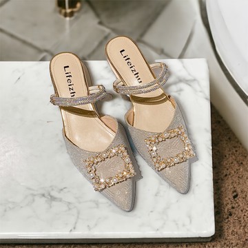 VIVILIAN小香風珍珠水鑽尖頭低跟單鞋