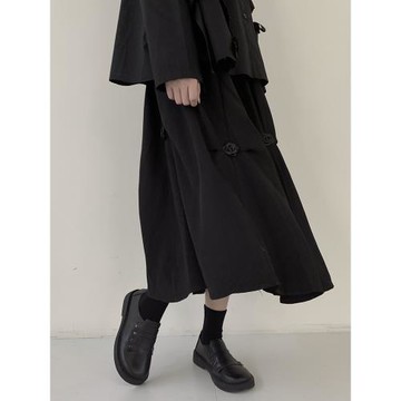 陸與山嶼黑色高級春秋百褶裙子立體花朵品質小個子a字高腰半身裙