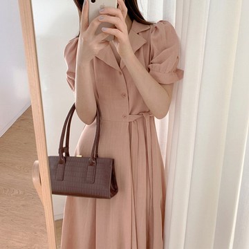 2022春夏新款時尚收腰翻領三粒扣側邊綁帶收腰顯瘦泡泡袖連衣裙女