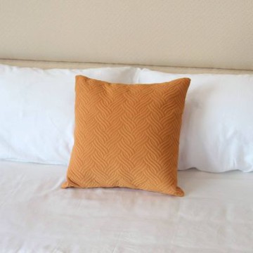 LAMINA麻花條紋素色抱枕-橘