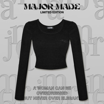 質感圓領刺繡短版發熱衣