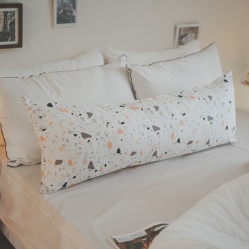 北歐風 長抱枕 110cmX40cm 聚酯纖維棉 台灣製 復古 碎花