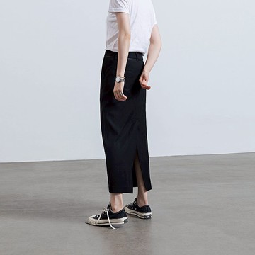 四季都可以穿 黑色精紡羊毛直筒 後開叉 系帶垂墜感 長半身裙