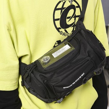 日系胸包男潮牌工裝機能個性斜挎包單肩包百搭休閑運動單肩包腰包