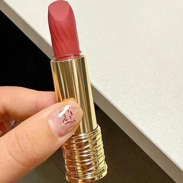 官方正品 小蠻腰口紅 不易沾杯 不易掉色 口紅 正紅色 絕對完美霧感唇膏 黑管小蠻腰口紅 唇彩 化妝品 高顏值 唇膏
