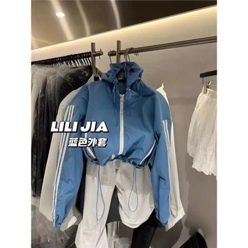 韓國短款沖鋒衣女三條杠運動風時尚氣質休閑抽繩連帽夾克外套秋冬