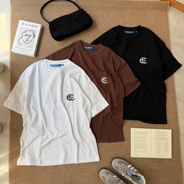 【KT USA】現貨 刺繡字母口袋短T 簡約短袖 高磅數 春夏短袖 寬鬆短袖 簡約 寬鬆短T 男女可穿 情侶 81204