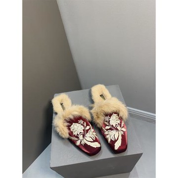 2025秋冬季時尚新中式綢緞面兔毛毛拖鞋酒紅色外穿加絨穆勒包頭拖