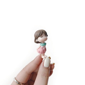 (現貨) 盆栽裝飾 相親相愛小情侶系列-小女生 微景觀插飾 擺飾