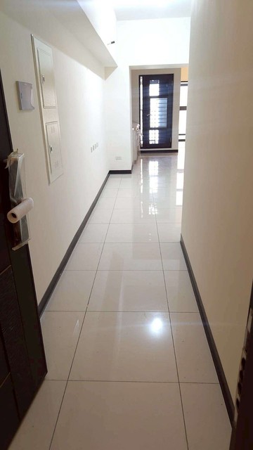 朗朗城心三房車~屋主誠售｜新北市泰山區信華三街