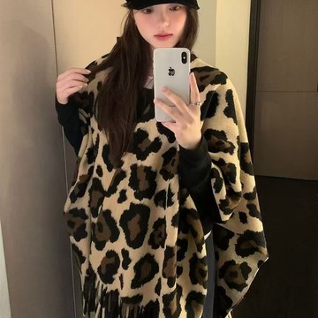 特價💖豹紋保暖披肩鬥篷慵懶風女2024新款冬季加厚保暖斑馬百搭時尚毛毛 秋冬披肩鬥篷 保暖披風鬥篷  SPG4