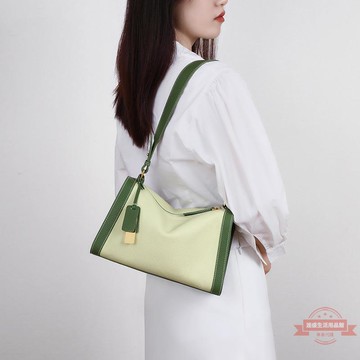 Viney包包新款小眾包包女包斜挎包夏百搭輕奢通勤真皮枕頭腋下包