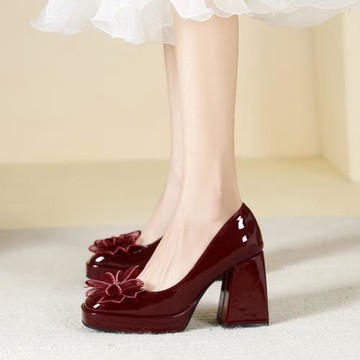 防水臺紅色婚鞋高跟鞋復古瑪麗珍女鞋2025新款法式小個子粗跟單鞋