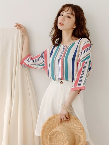圓領開襟配色直條紋落肩上衣