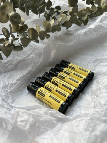 純橄欖油蜂蠟護唇膏 5g  (有機玫瑰、維他命E)
