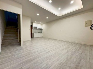 戴店推薦和興國小旁低總價透天-598萬｜新竹縣湖口鄉德興路