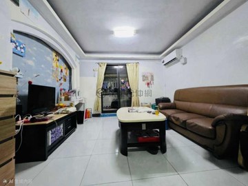 鄰美術館⭐內惟市場 陽台進出採光佳三房公寓｜高雄市鼓山區新疆路